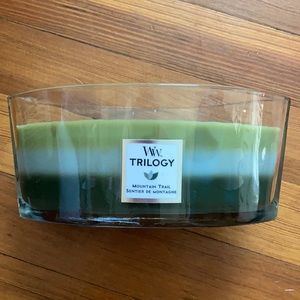 Woodwick Trilogy Candle